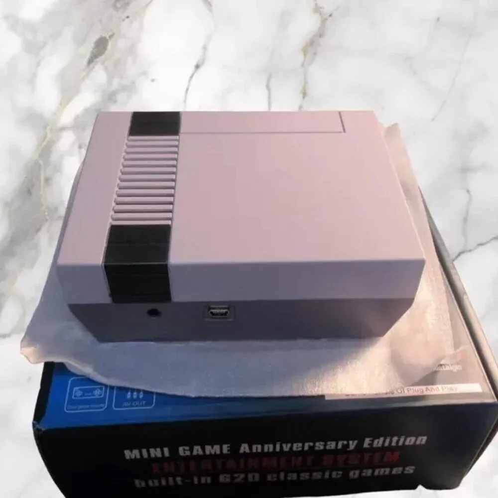 Mini Anniversary Edition Game Console with Built-in 620 Classic Games NEW In Box